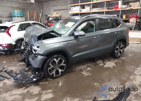 2022 Volkswagen Taos 1.5T Sel z USA, uszkodzony, nr VIN 3VV2X7B26NM042688